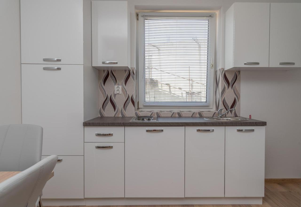 Apartmani Krzak Nin Buitenkant foto