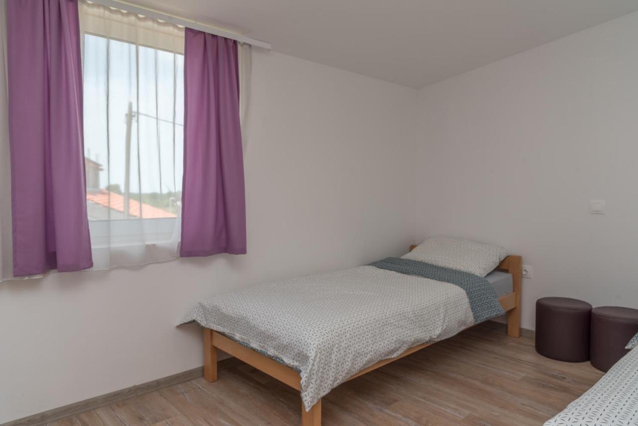 Apartmani Krzak Nin Buitenkant foto