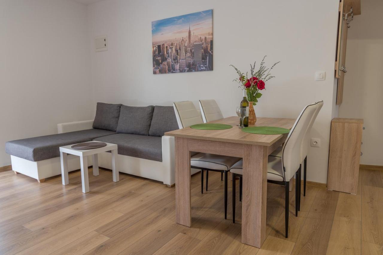 Apartmani Krzak Nin Buitenkant foto
